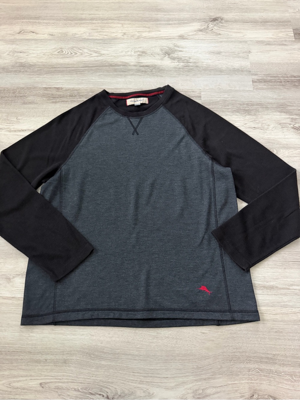 Men's Tommy Bahama Long Sleeve Raglan Shirt - Charcoal with Black Sleeves Size L